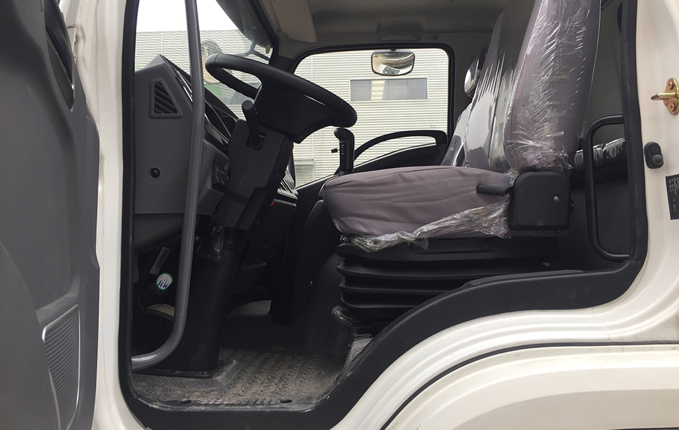 齊東方牌CLD5180GQWEQ6型清洗吸污車